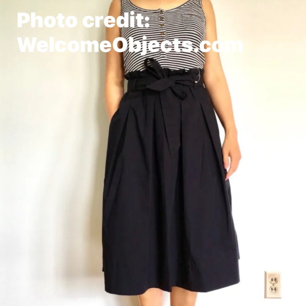 Uniqlo High Waist Belted Flare Midi Skirt - size small - waist‎ 26-27